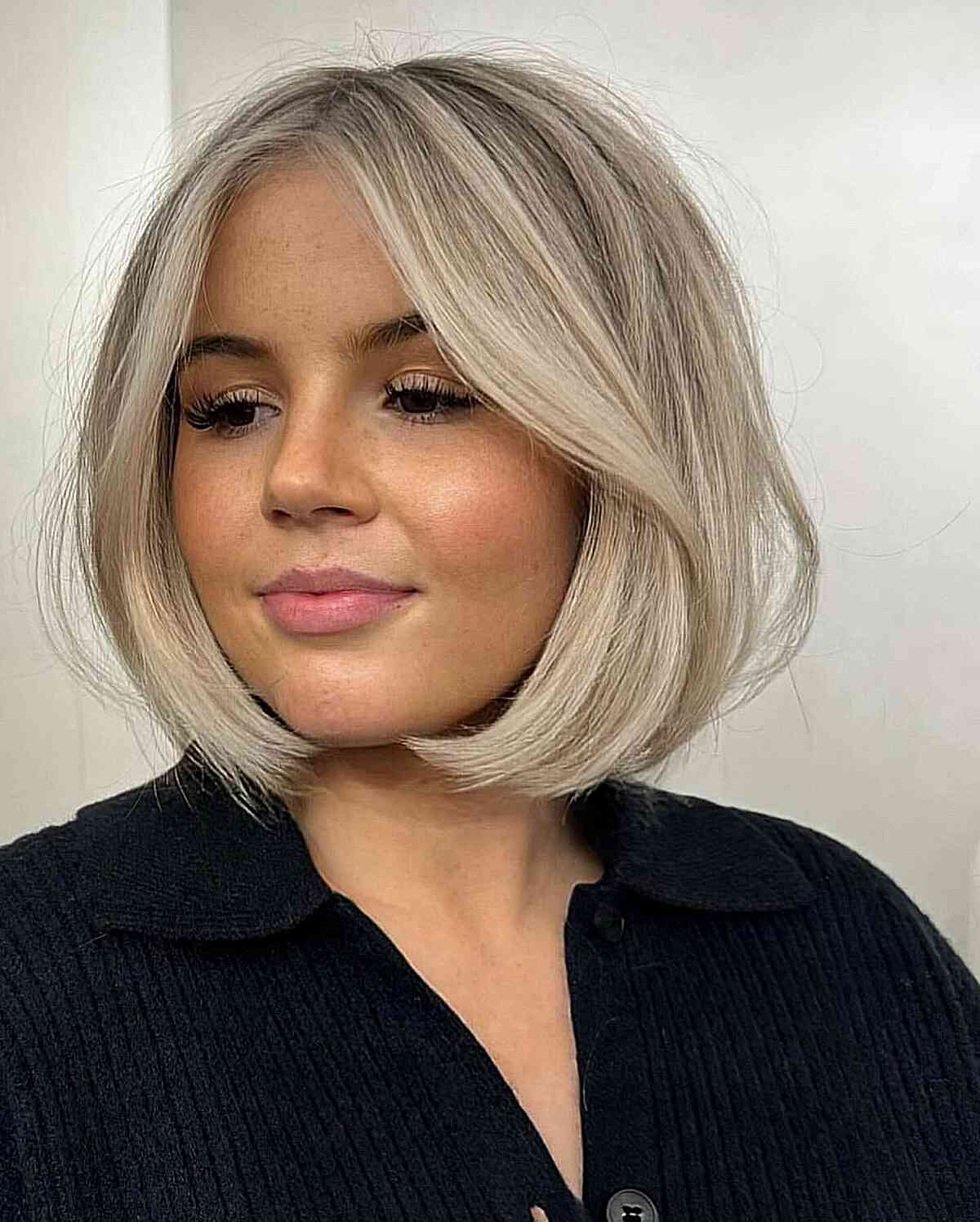 Bob Hairstyle with Face-Framing Layers