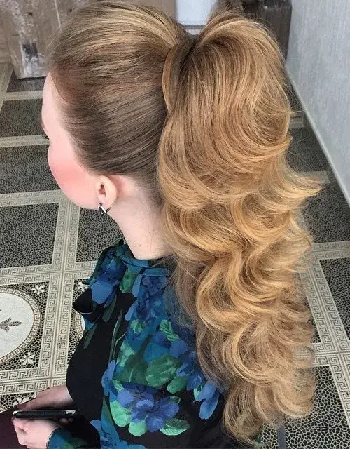 Hairstyle Fit for the Red Carpet