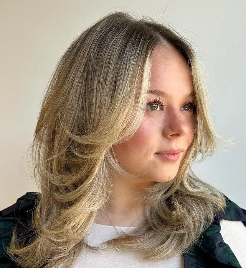 Shoulder-Length Hair with Subtle Flipped Layers