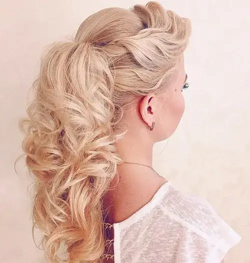 Sophisticated High Blonde Ponytail